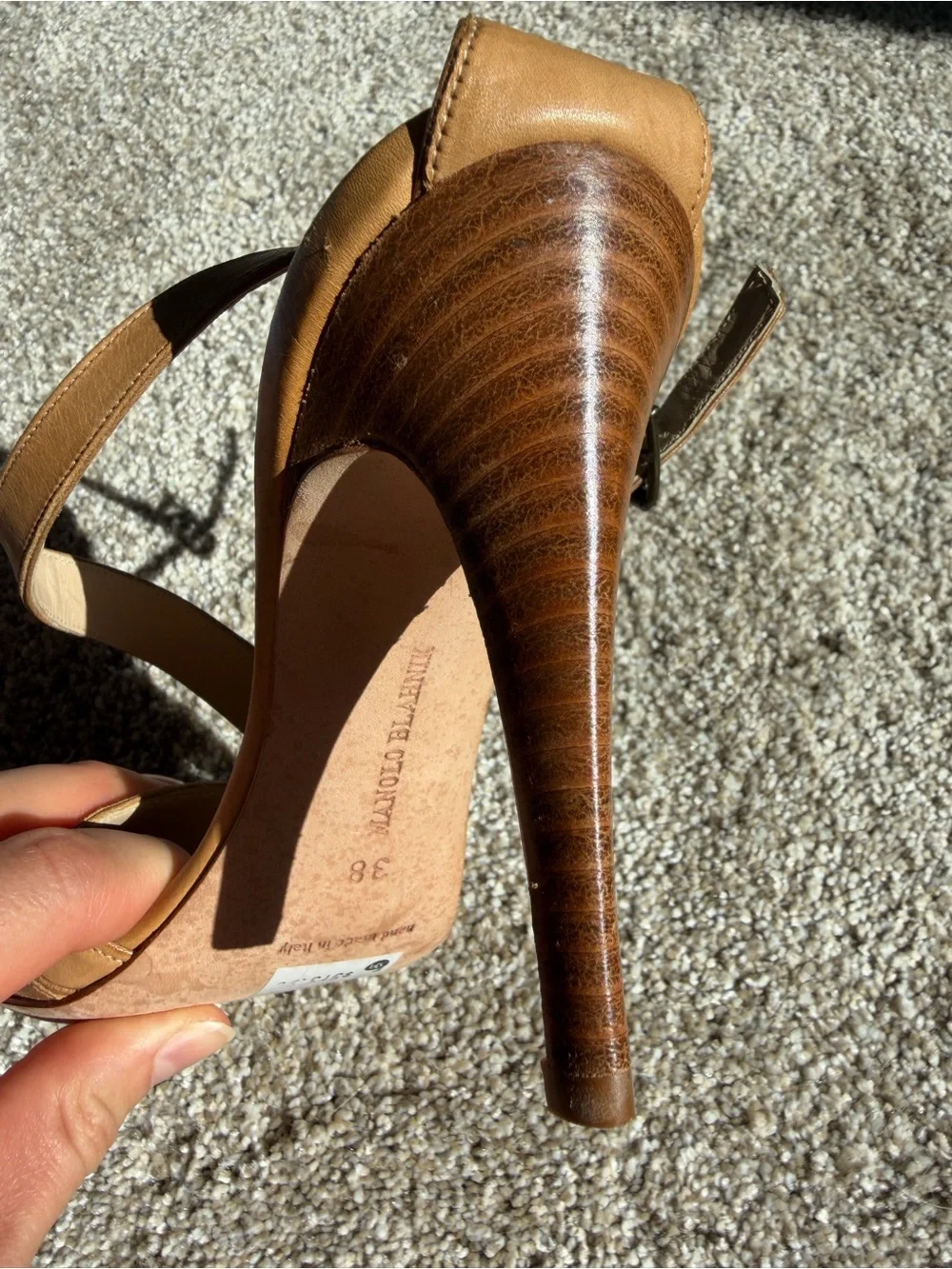 BNWT Manolo Blahnik Tan Leather Strappy Slingback Heels